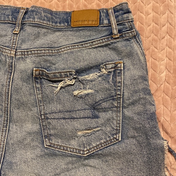 Highest Rise, 90s Boyfriend denim shorts - Picture 3 of 6